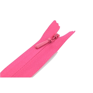 Dolt blixtlås 18 cm ej delbar 4 mm YKK - Mörk Cerise